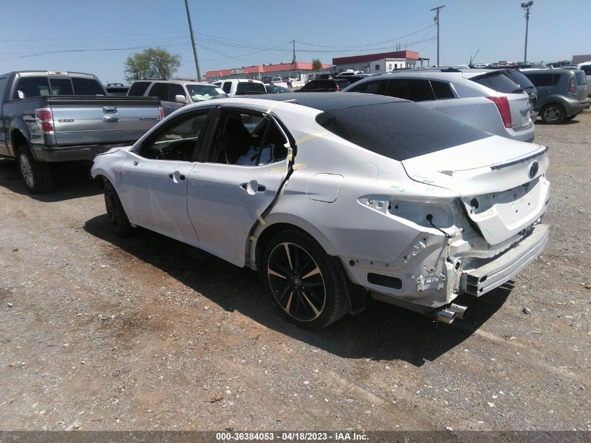 4T1B61HK0JU061809 2018 Toyota Camry Xse