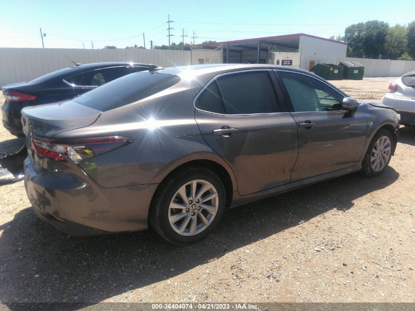 4T1C11AK1NU675254 2022 Toyota Camry Le