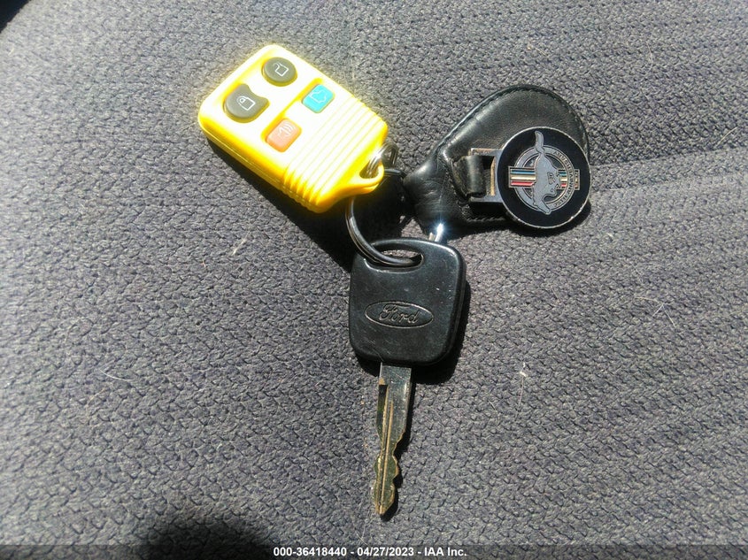 1FAFP4041XF136795 1999 Ford Mustang