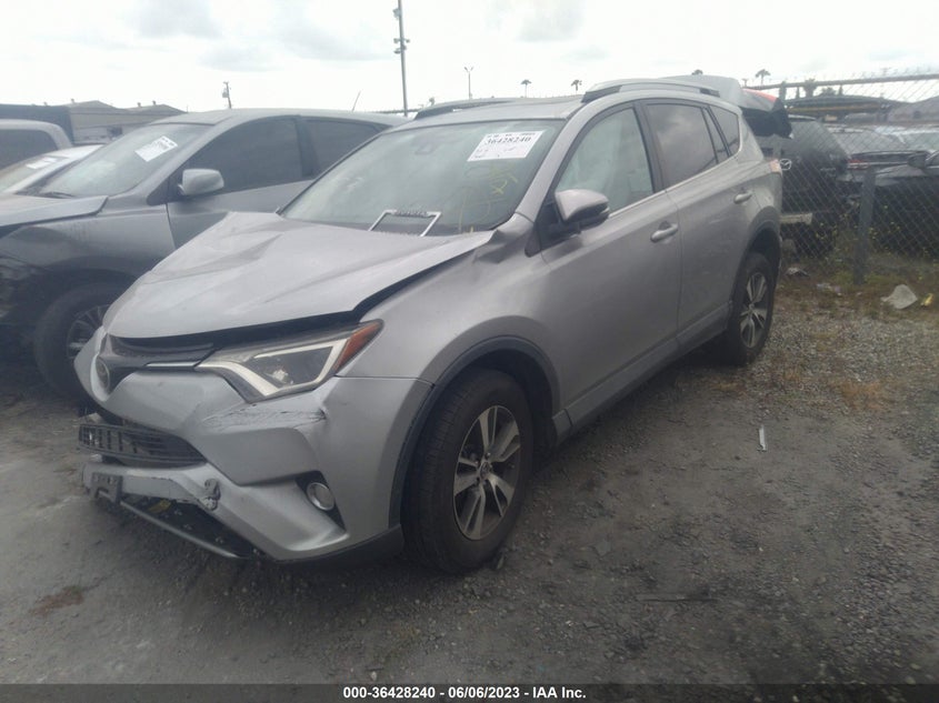 2017 TOYOTA RAV4 XLE VIN: 2T3WFREV4HW352197