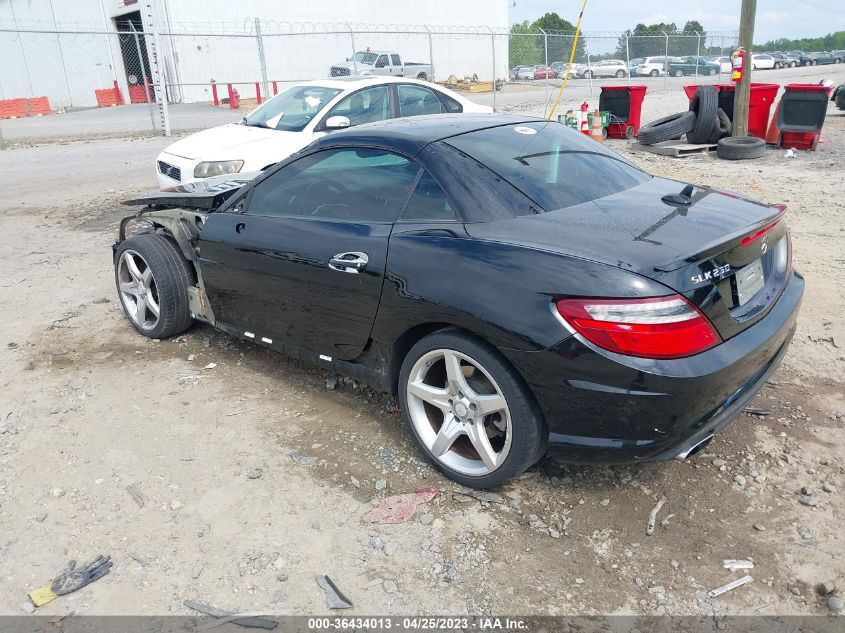 VIN WDDPK4HA9FF096834 2015 Mercedes-Benz SLK-Class,... no.3