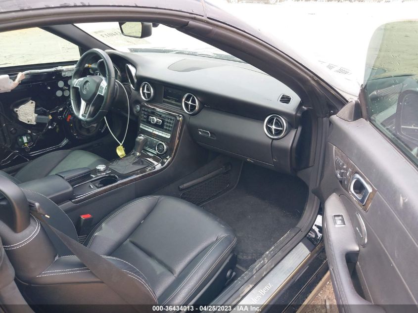 VIN WDDPK4HA9FF096834 2015 Mercedes-Benz SLK-Class,... no.5