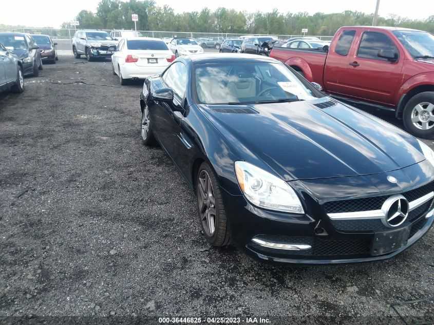 VIN WDDPK4HA1EF080674 2014 Mercedes-Benz SLK-Class,... no.1