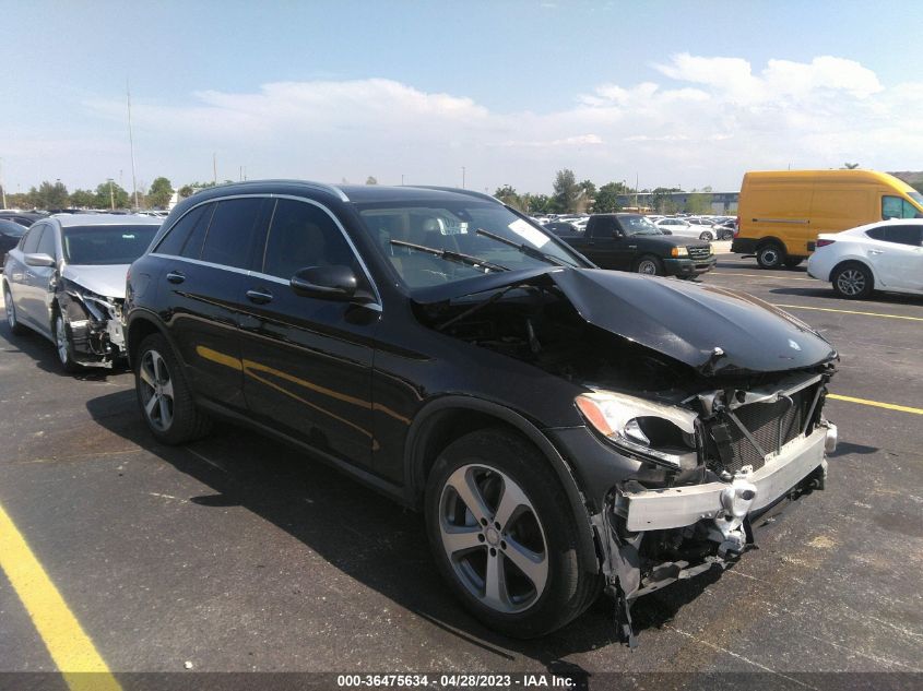 WDC0G4JB5HF125324 2017 Mercedes-Benz Glc 300