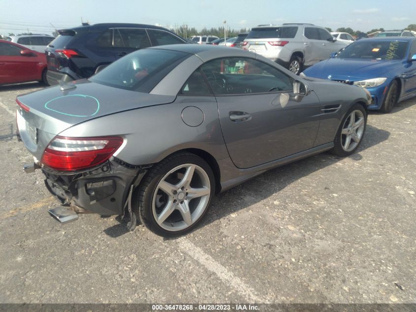 VIN WDDPK4HA7EF092618 2014 Mercedes-Benz SLK-Class,... no.4