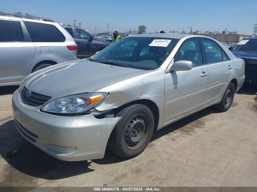 2004 Toyota Camry Le VIN: 4T1BE32K14U865662 Lot: 36480276