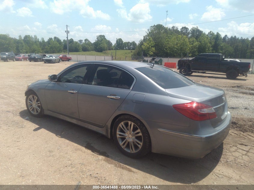 2013 Hyundai Genesis 3.8 VIN: KMHGC4DD2DU256743 Lot: 36541488