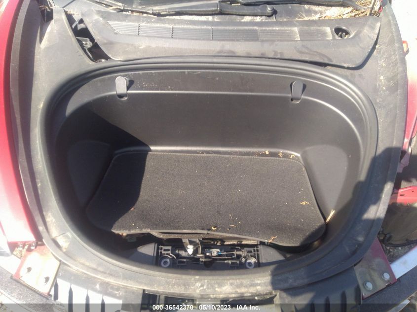 2019 Tesla Model 3 Performance VIN: 5YJ3E1EB3KF390904 Lot: 36542370