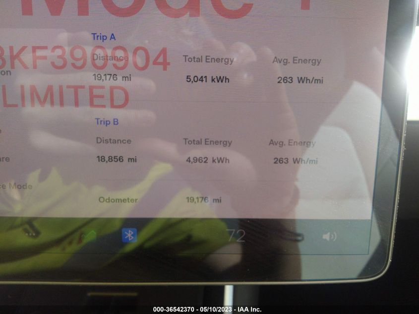 2019 Tesla Model 3 Performance VIN: 5YJ3E1EB3KF390904 Lot: 36542370