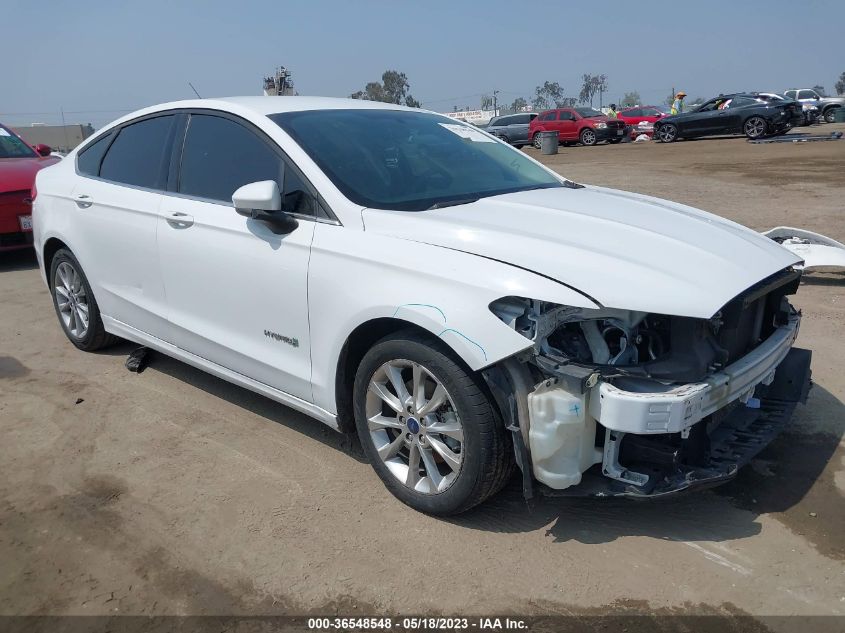 2017 Ford Fusion Hybrid S VIN: 3FA6P0UUXHR196632 Lot: 36548548