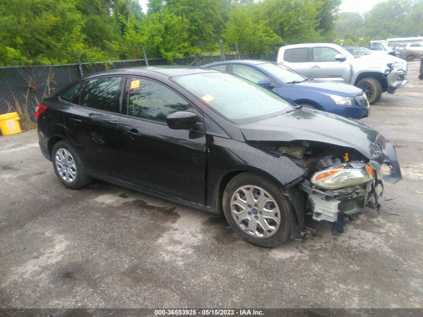 1FAHP3F23CL409921 2012 Ford Focus Se