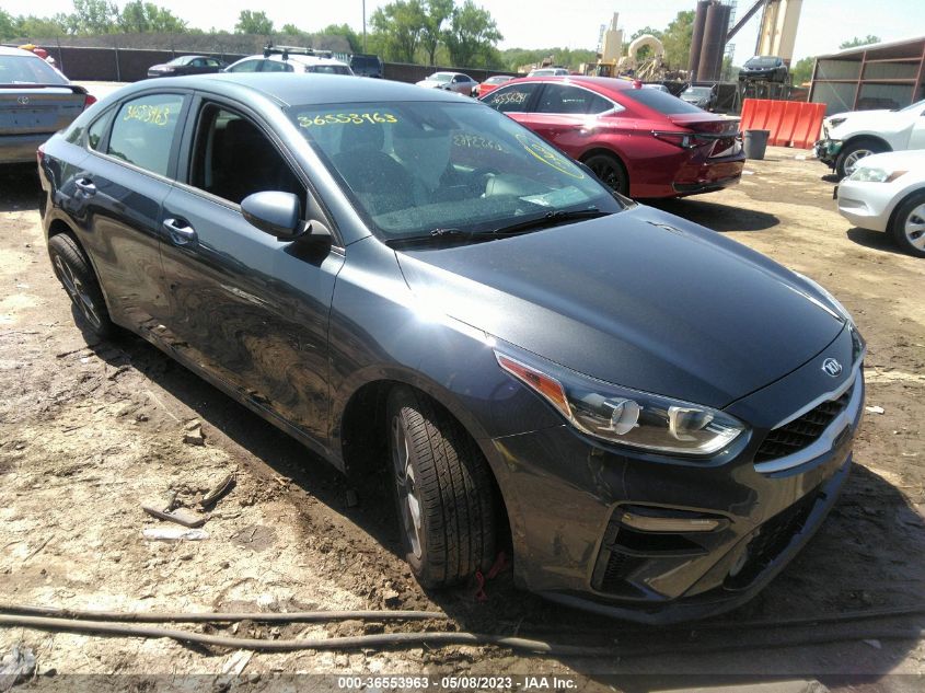 3KPF24AD2KE112760 2019 Kia Forte Lxs