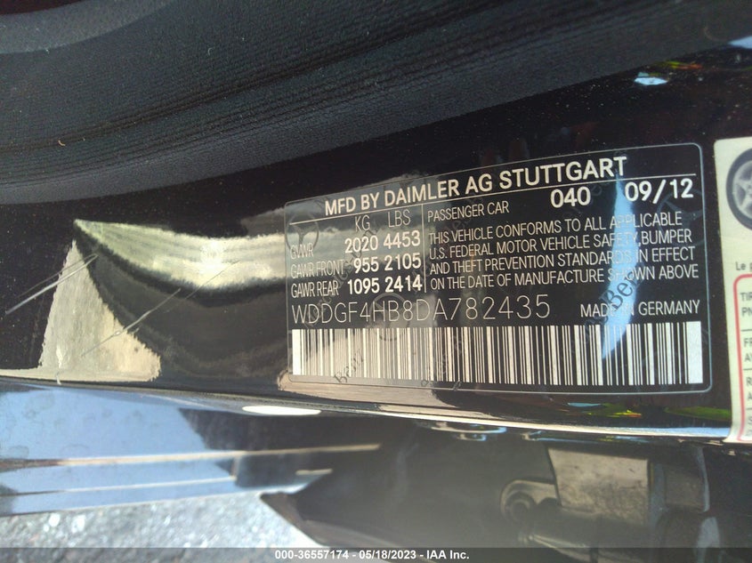 2013 MERCEDES-BENZ C 250 SPORT/LUXURY - WDDGF4HB8DA782435