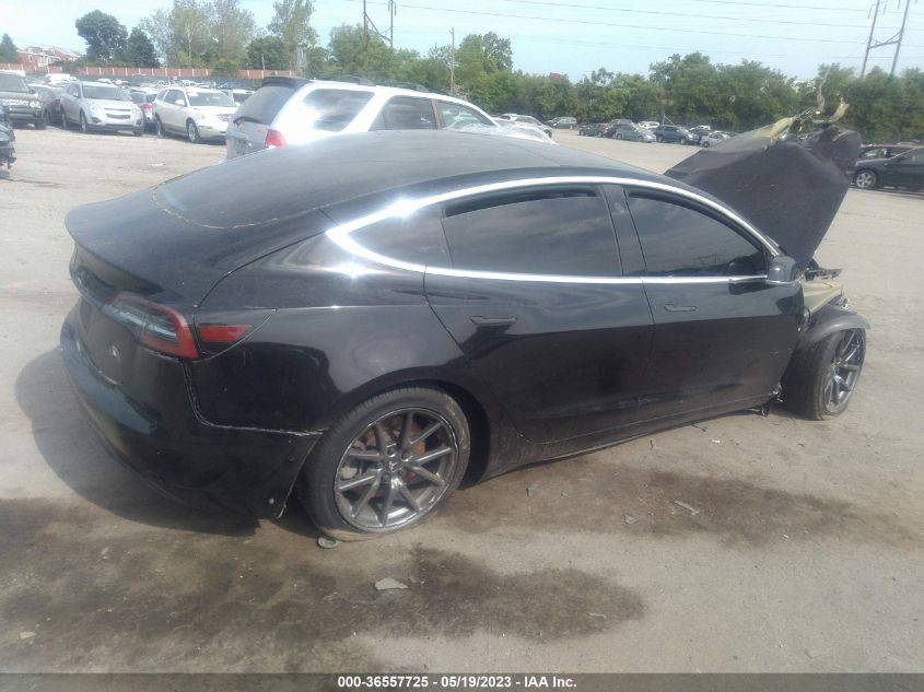 5YJ3E1EA8JF136370 2018 Tesla Model 3 Mid Range/Long Range