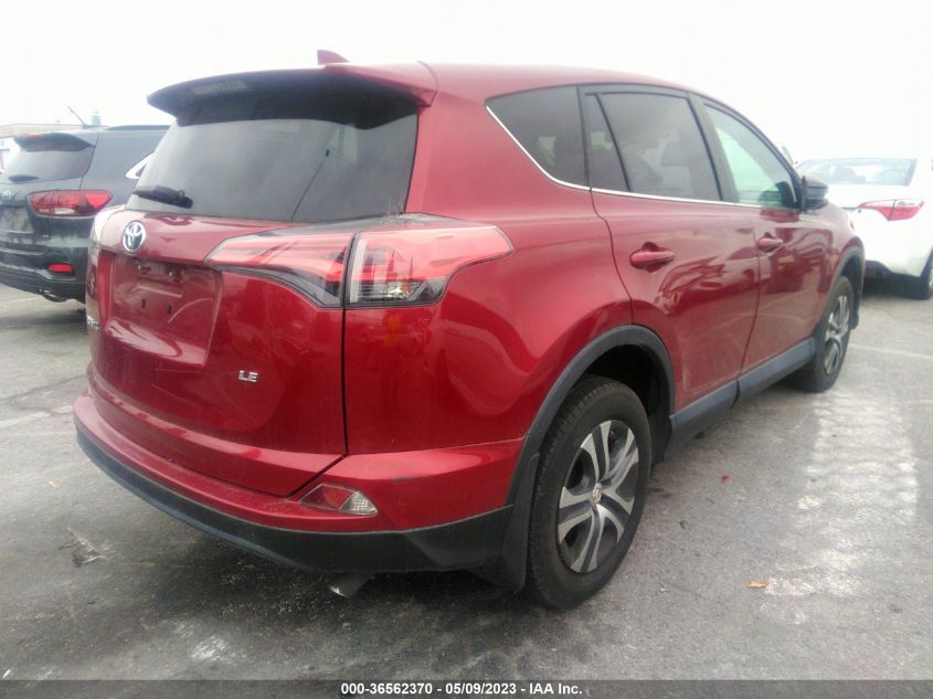 2T3ZFREV9JW494077 2018 Toyota Rav4 Le