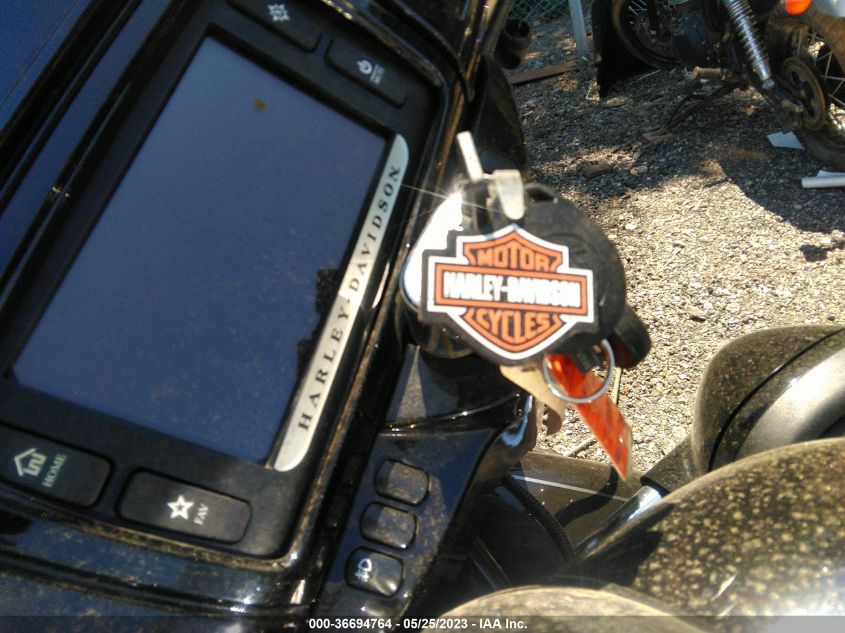 2015 Harley-Davidson Flhtkl Ultra Limited Low VIN: 1HD1KKL18FB703565 Lot: 36694764