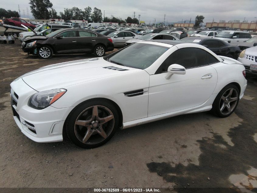 VIN WDDPK4HA9EF079272 2014 Mercedes-Benz SLK-Class,... no.2