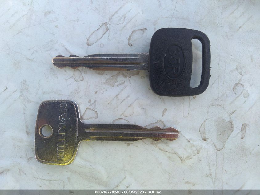 2003 Toyota Corolla Ce/Le VIN: JTDBR32E530030012 Lot: 36778240