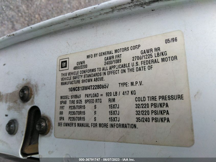 1996 Chevrolet Blazer VIN: 1GNCS13W4T2280857 Lot: 36791747