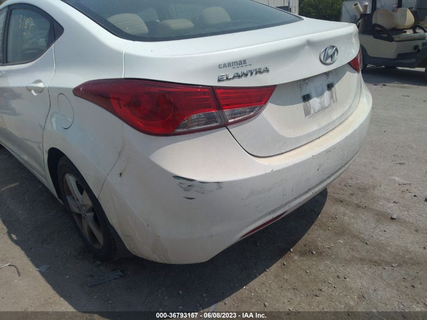 5NPDH4AEXDH288422 2013 Hyundai Elantra Gls