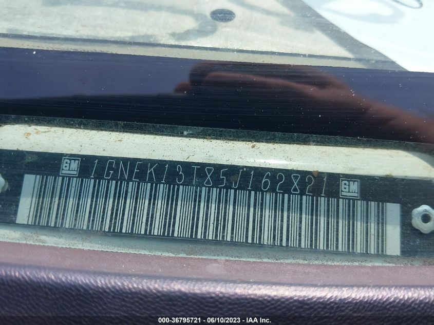 2005 Chevrolet Tahoe Lt VIN: 1GNEK13T85J162821 Lot: 36795721