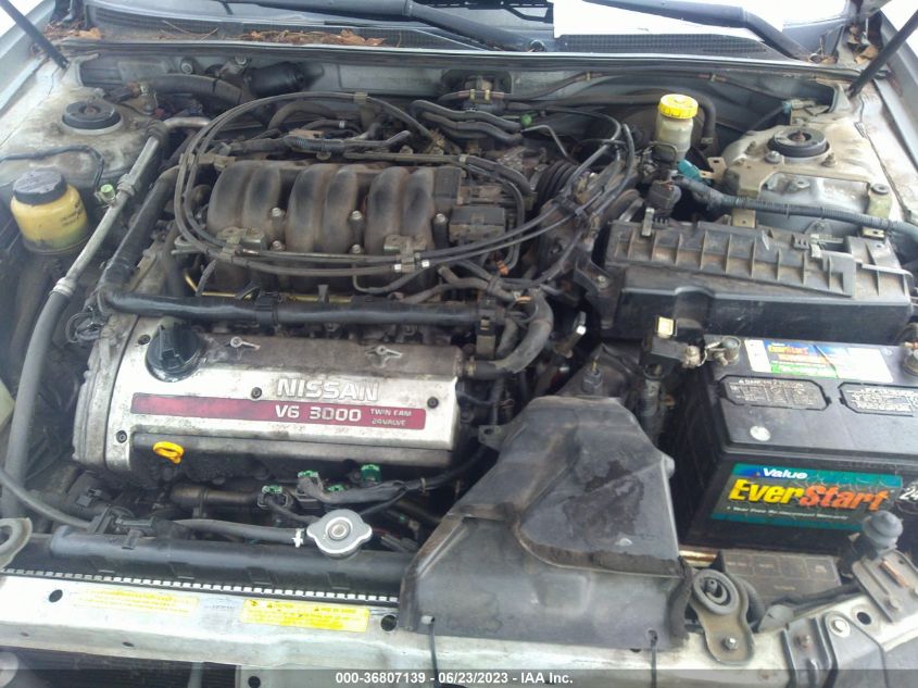 JN1CA31D81T839233 2001 Nissan Maxima Gle