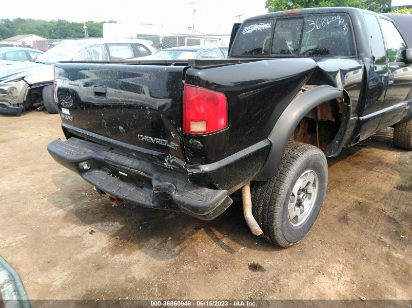 2000 Chevrolet S-10 Ls W/Zr2 VIN: 1GCCT19W1Y8209245 Lot: 36860948