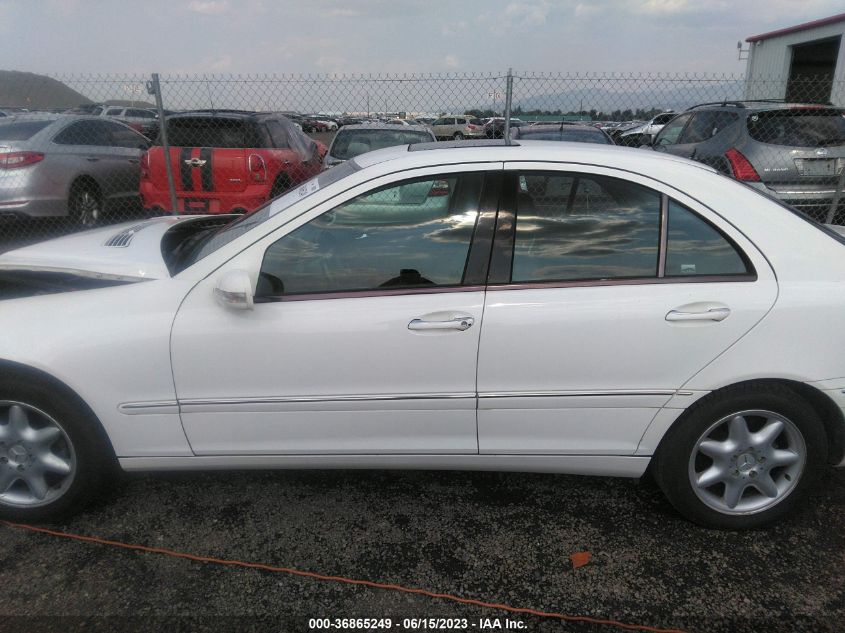 2002 Mercedes-Benz C-Class Base (M6) VIN: WDBRF61J72F172590 Lot: 36865249