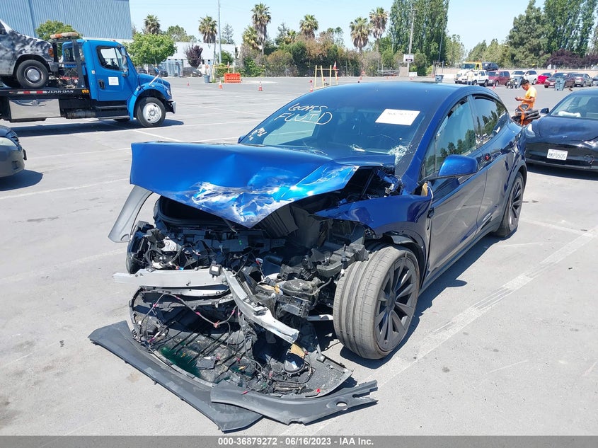 2022 Tesla Model X Plaid Tri Motor All-Wheel Drive VIN: 7SAXCBE65NF349830 Lot: 36879272