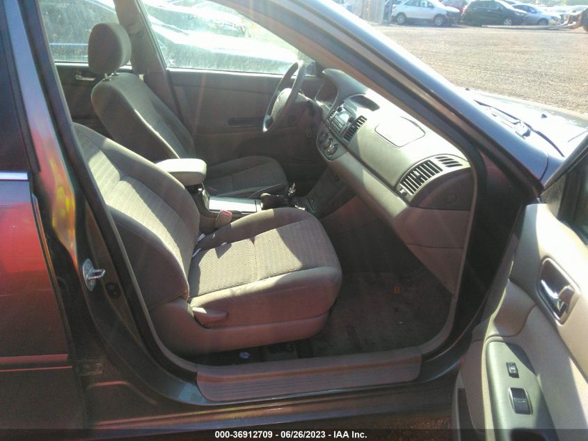 2005 Toyota Camry Le VIN: 4T1BE32K75U946957 Lot: 39714158