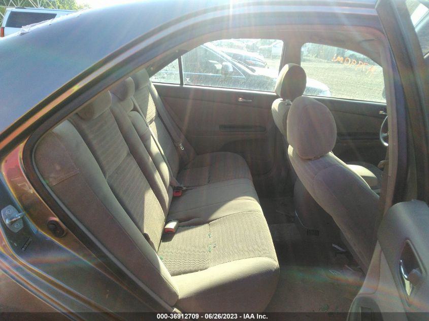 2005 Toyota Camry Le VIN: 4T1BE32K75U946957 Lot: 39714158