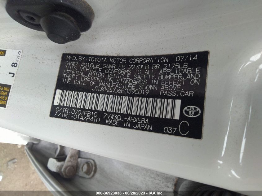 JTDKN3DU6E0390019 2014 Toyota Prius Three