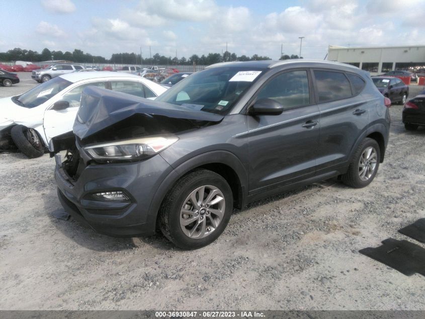 KM8J33A42GU166100 2016 Hyundai Tucson Se