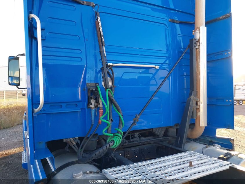 2018 Volvo Vn Vnl VIN: 4V4NC9EH4JN886851 Lot: 36958780