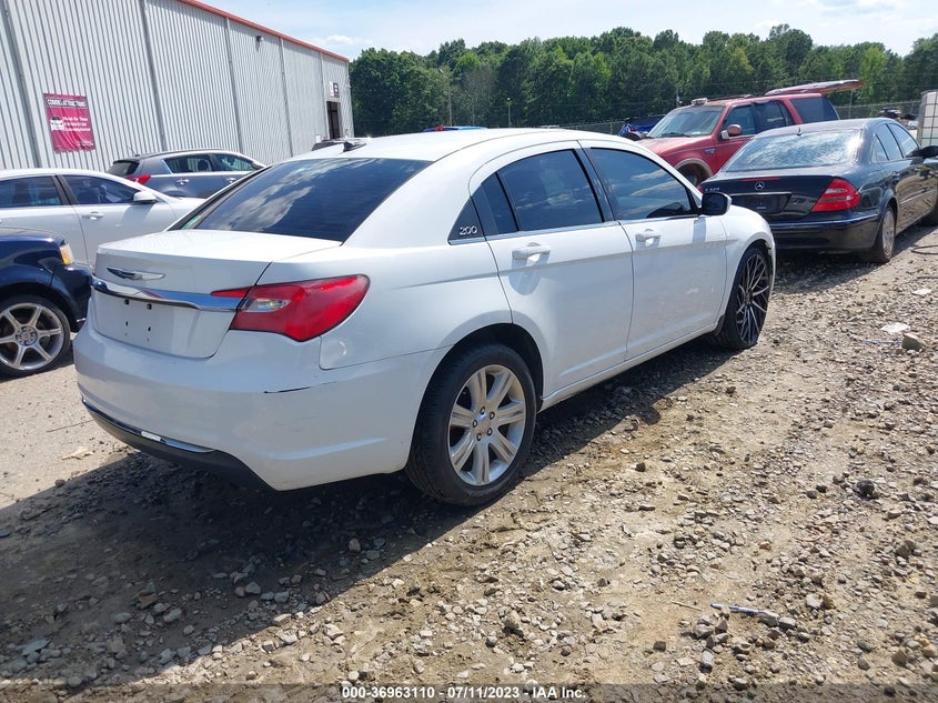 2013 CHRYSLER 200 VIN: 1C3CCBAB2DN640675