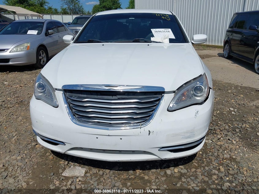 2013 CHRYSLER 200 VIN: 1C3CCBAB2DN640675