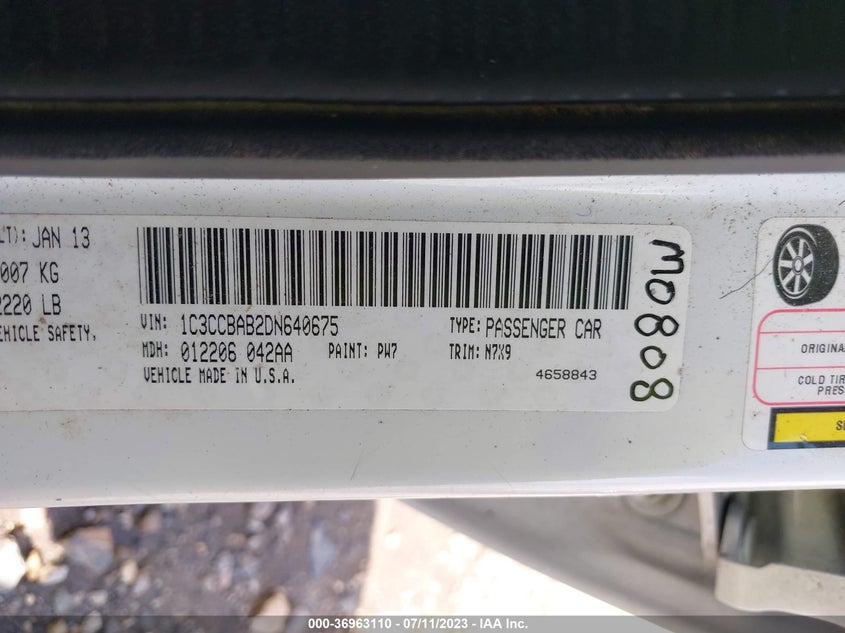 2013 CHRYSLER 200 VIN: 1C3CCBAB2DN640675