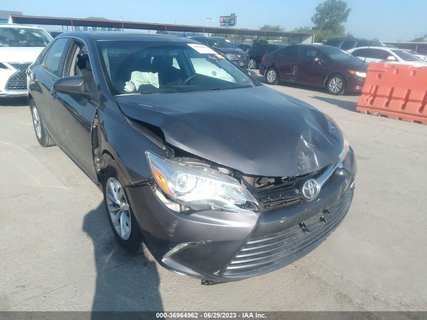 4T1BF1FK2HU651054 2017 Toyota Camry Le