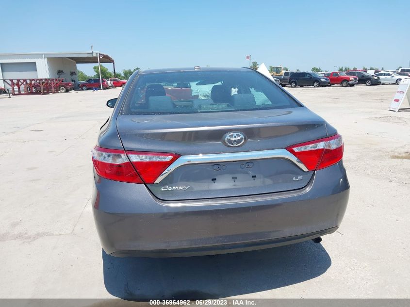 4T1BF1FK2HU651054 2017 Toyota Camry Le