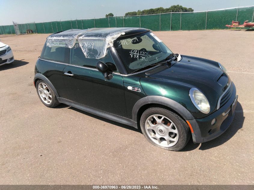 2004 Mini Cooper Hardtop S VIN: WMWRE33444TD75015 Lot: 36970963