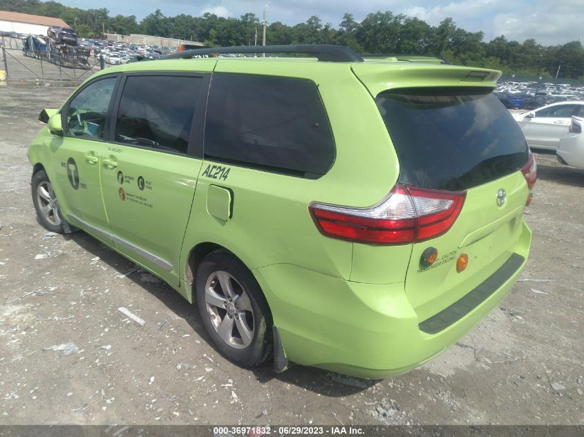 5TDKZ3DCXHS809146 2017 Toyota Sienna Le 8 Passenger