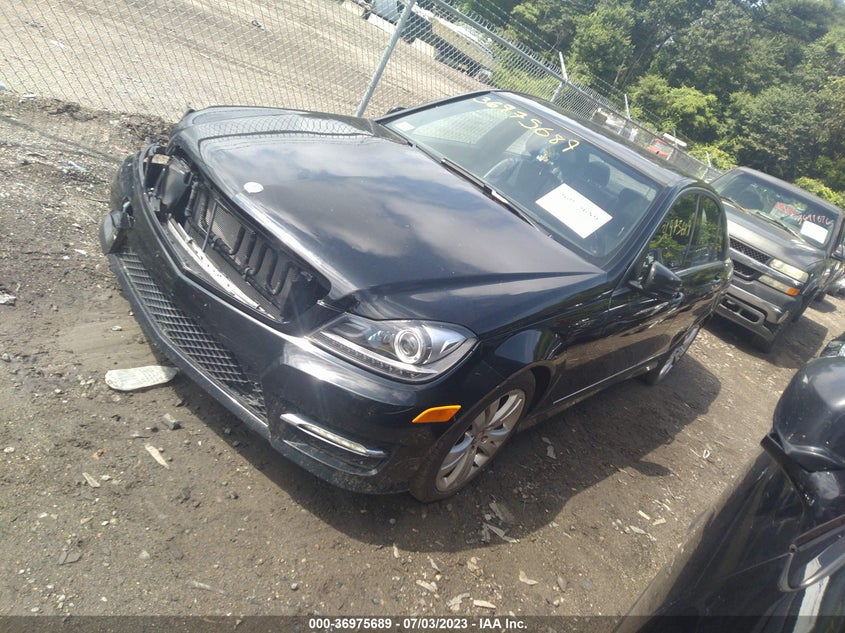 2014 MERCEDES-BENZ C-CLASS C 300 VIN: WDDGF8AB7EG249959