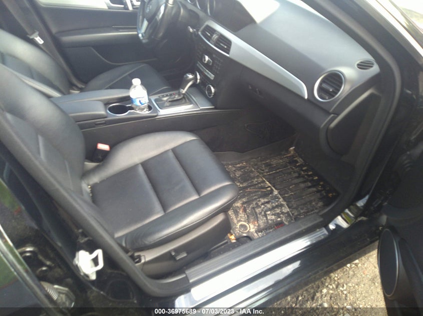 2014 MERCEDES-BENZ C-CLASS C 300 VIN: WDDGF8AB7EG249959
