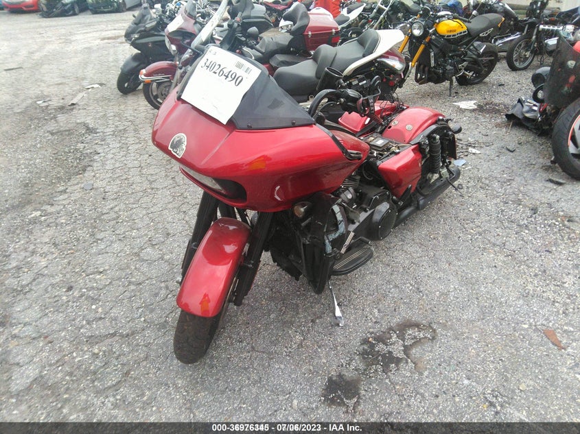 1HD1KTC12JB661294 2018 HARLEY-DAVIDSON ROAD GLIDE photo no. 2