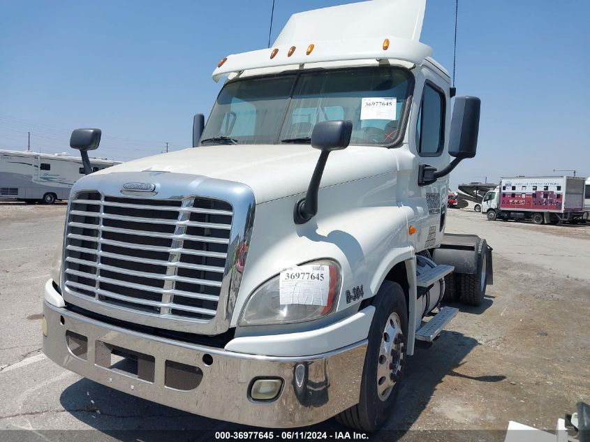 2015 Freightliner Cascadia 125 VIN: 3AKBGDD53FSGD0695 Lot: 36977645