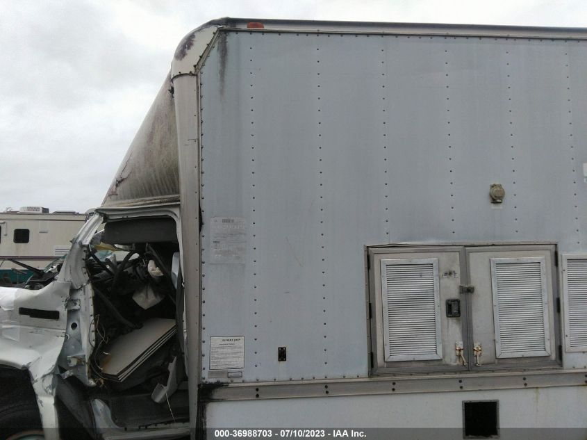 2000 Ford E-450 Cutaway Standard VIN: 1FDXE45F2YHA94587 Lot: 36988703