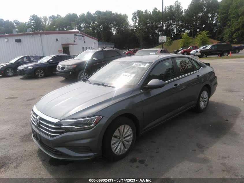 2019 Volkswagen Jetta 1.4T R-Line/1.4T S/1.4T Se VIN: 3VWC57BU6KM023318 Lot: 36992431