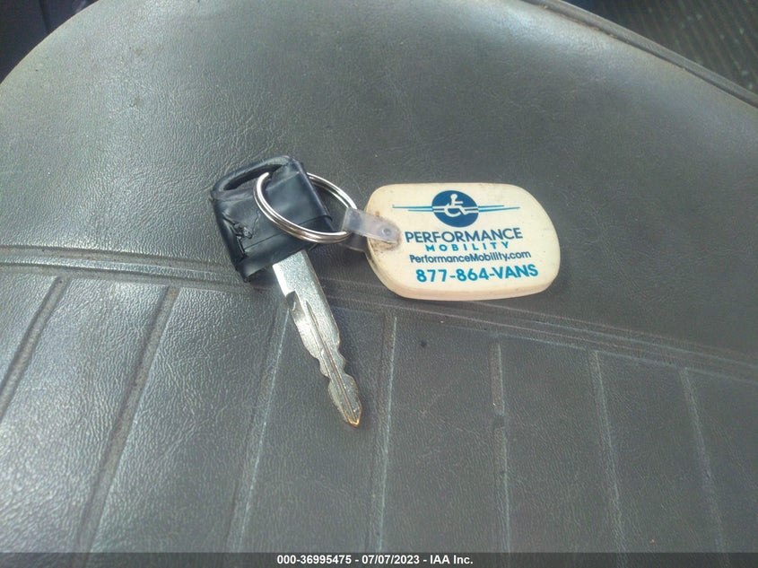 1999 Ford Econoline E350 Super Duty Ctwy V Rv VIN: 1FDWE30L8XHB56706 Lot: 36995475