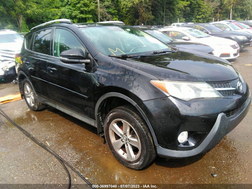 2T3RFREV5FW320515 2015 Toyota Rav4 Xle