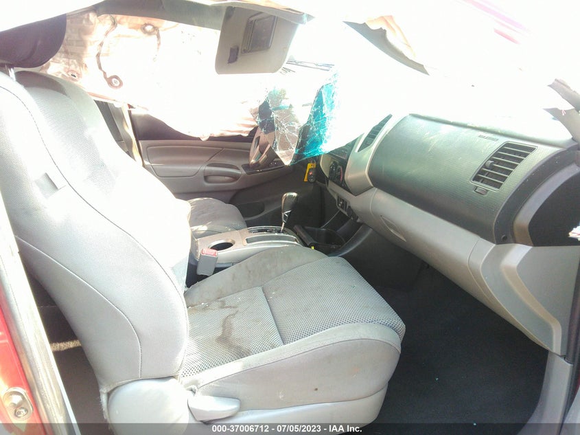 3TMJU4GN6DM153308 2013 Toyota Tacoma Prerunner